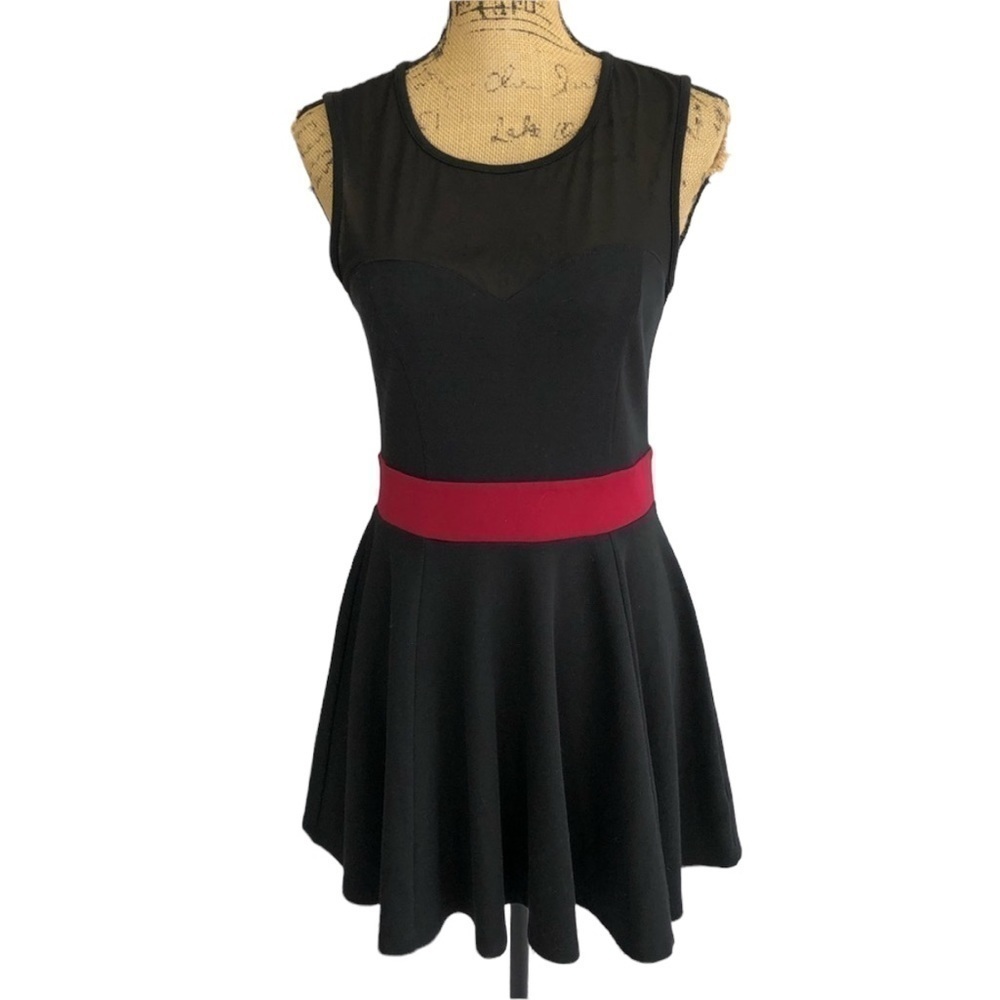 OLSENBOYE Sexy Mesh Front Ponte Swing Dress